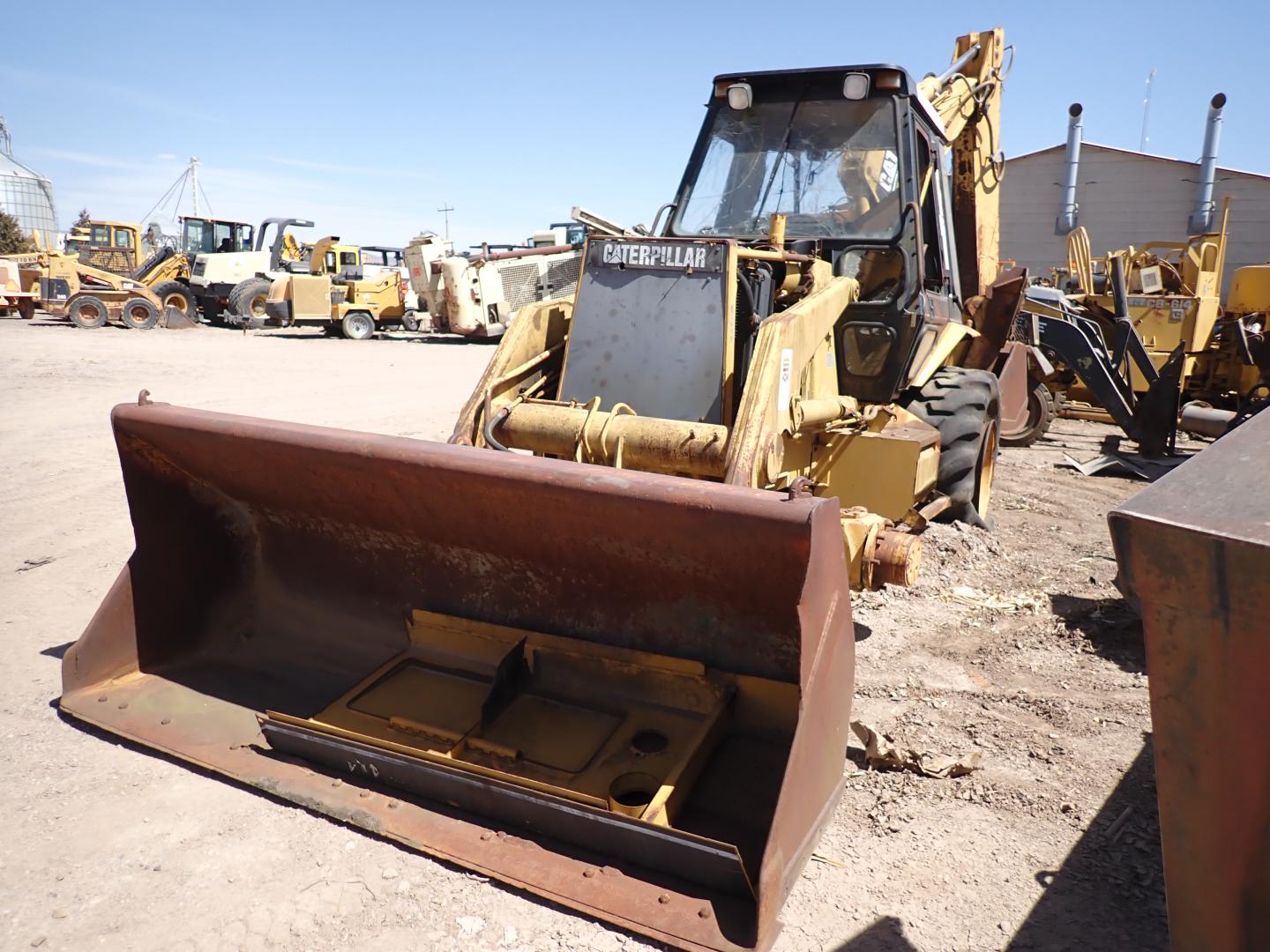 ./imagenes/INVOICE/2019/16530/RETROEXCAVADORA CAT446_ PARA REFACCIONES (26).JPG